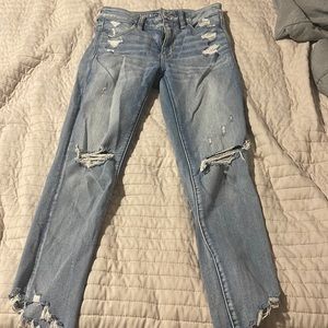 American Eagle Skinny-Cropped Jeans Size 2